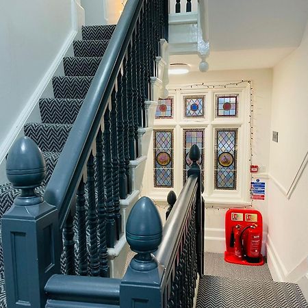Woodford Hotel London Ngoại thất bức ảnh