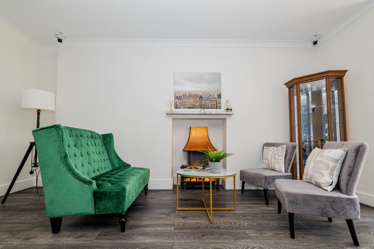 Woodford Hotel London Ngoại thất bức ảnh