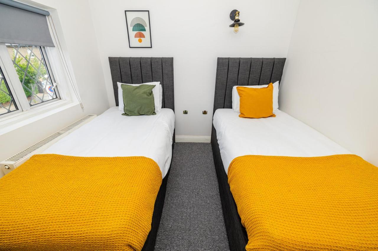 Woodford Hotel London Ngoại thất bức ảnh