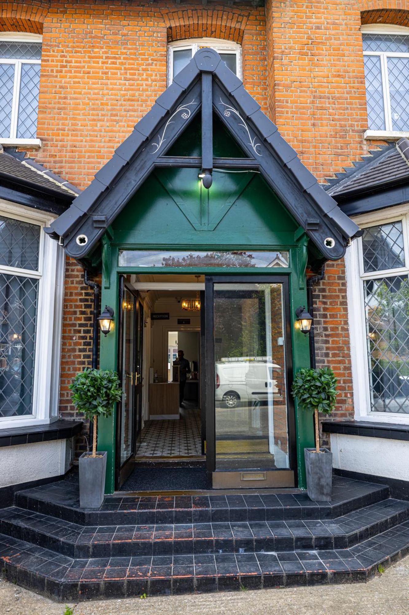 Woodford Hotel London Ngoại thất bức ảnh