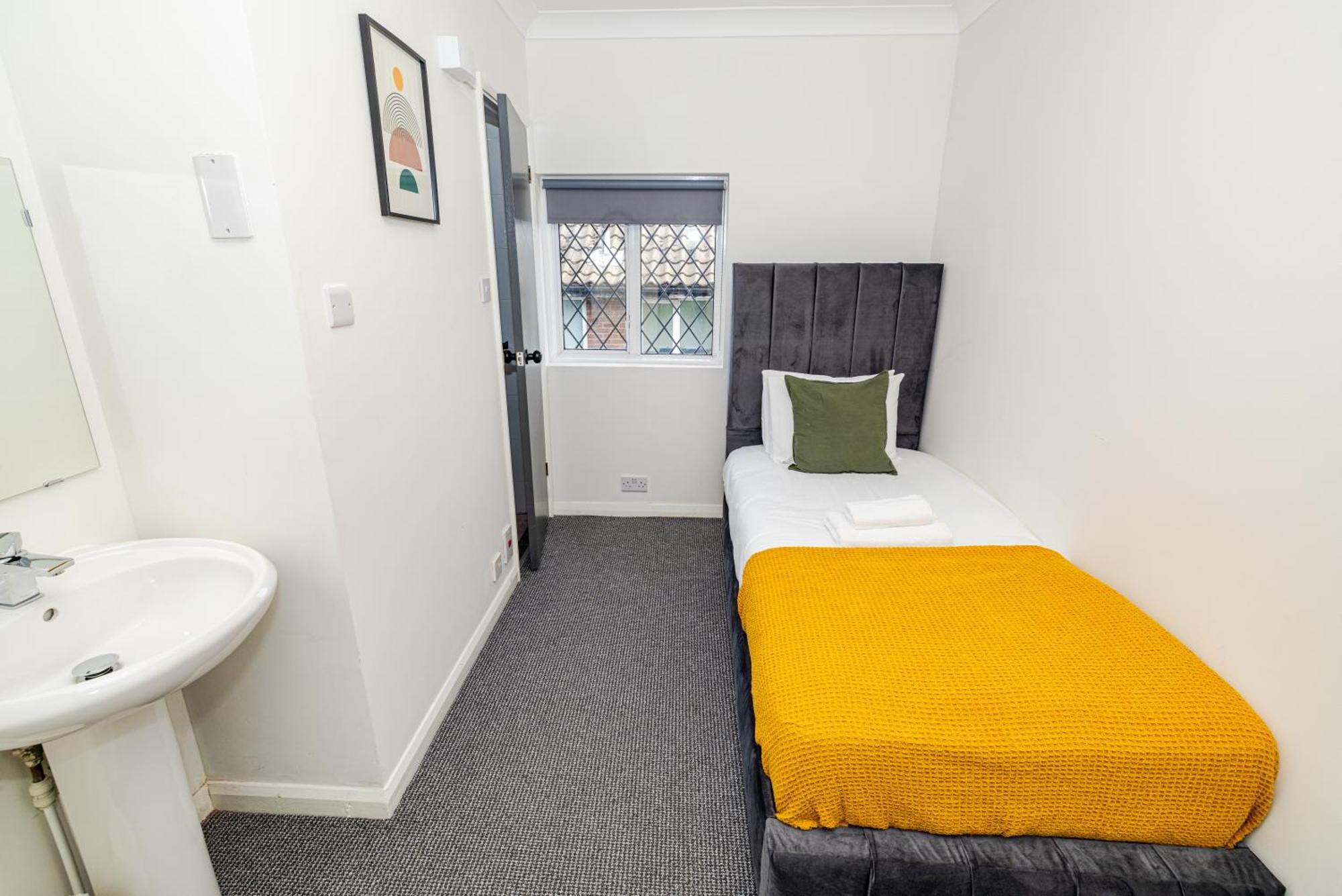 Woodford Hotel London Ngoại thất bức ảnh