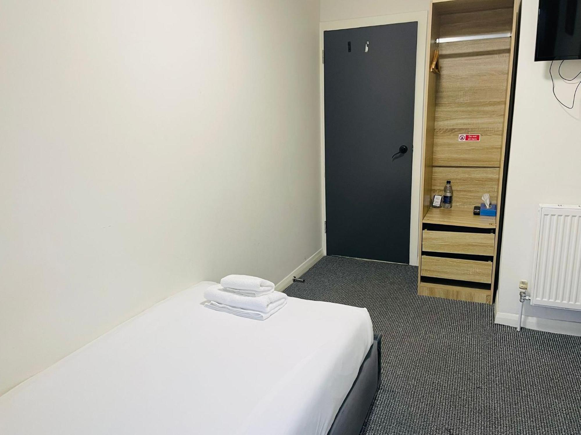 Woodford Hotel London Ngoại thất bức ảnh