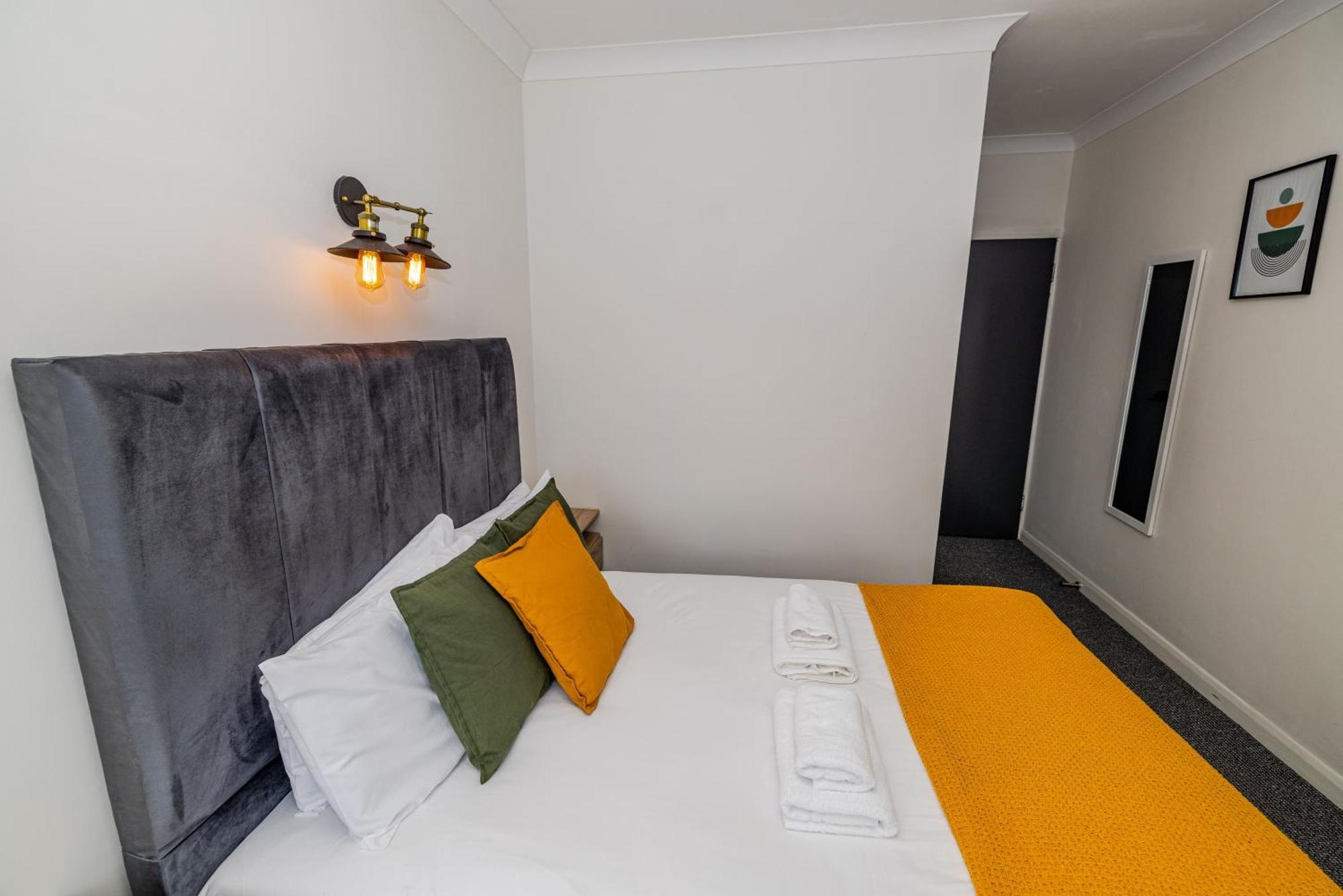 Woodford Hotel London Ngoại thất bức ảnh