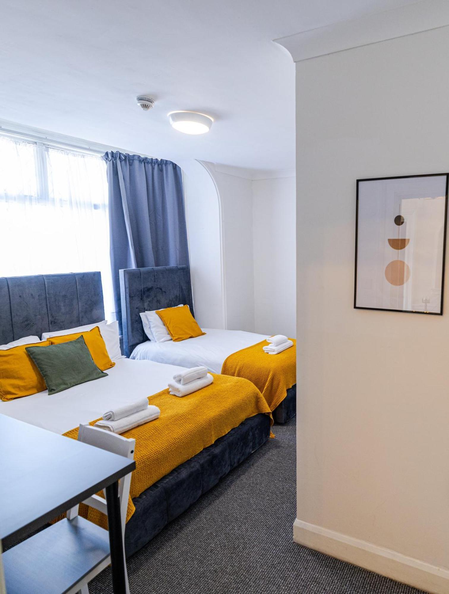 Woodford Hotel London Ngoại thất bức ảnh