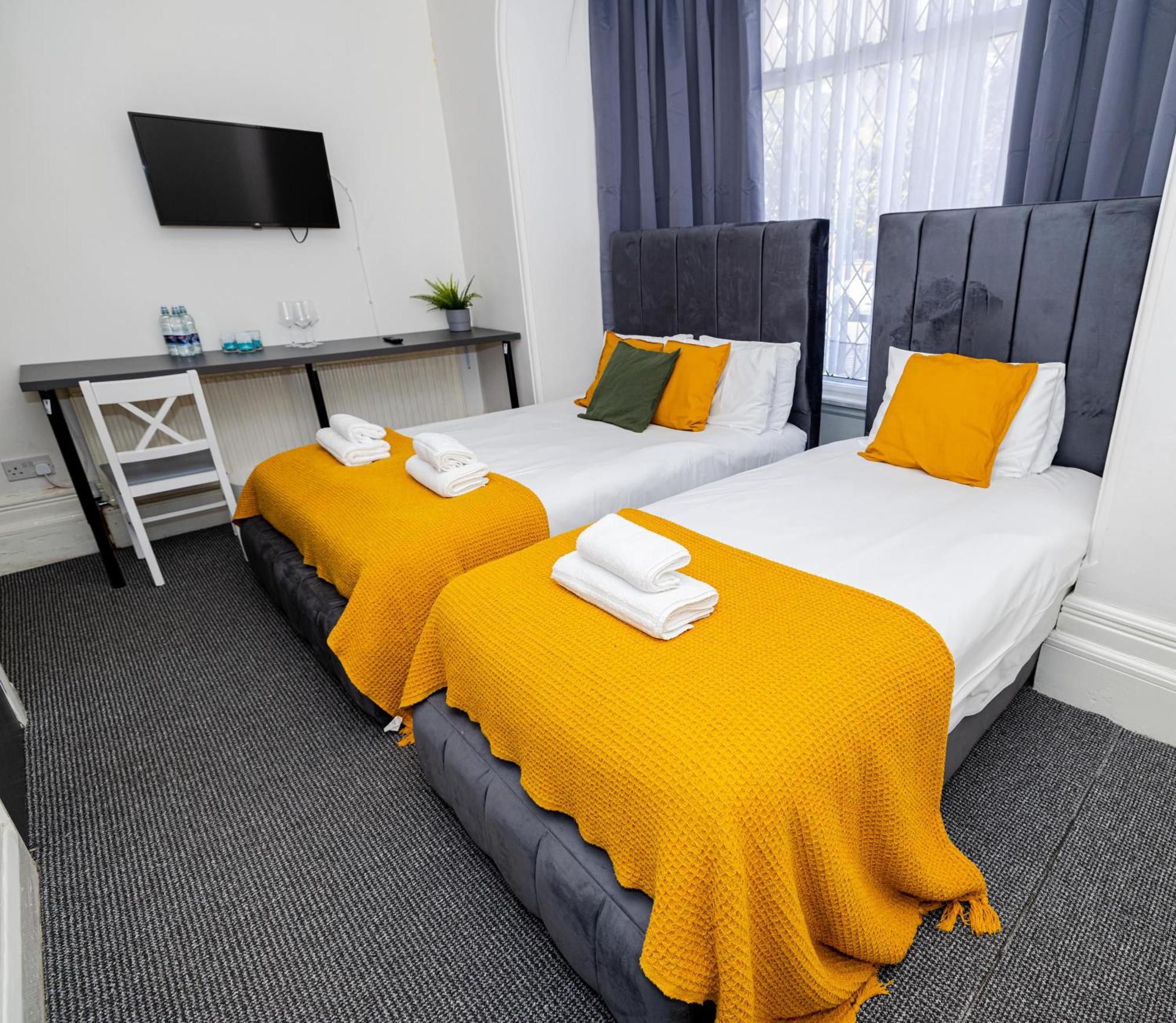 Woodford Hotel London Ngoại thất bức ảnh